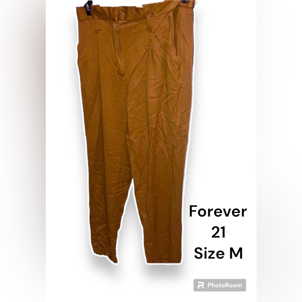 Forever 21 khaki pants size M
